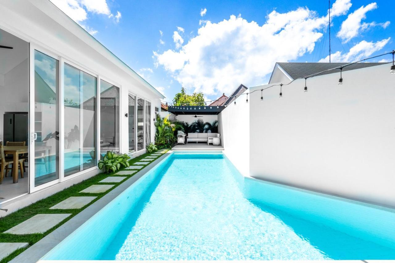 Casa Blanca Villa By Betterplace Uluwatu Exteriör bild