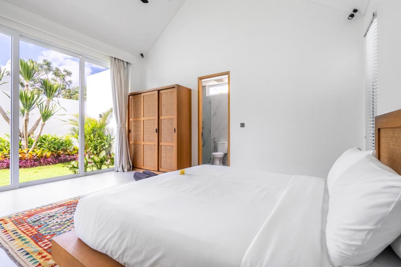 Casa Blanca Villa By Betterplace Uluwatu Exteriör bild